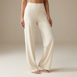 Studio Wide-Leg Pant